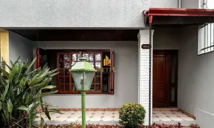 Sobrado à venda no bairro Jardim América - Caxias do Sul/RS