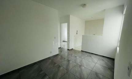 Apartamento com 2 quartos para alugar na Estrada dos Expedicionários, Bom Jesus, Campo Largo