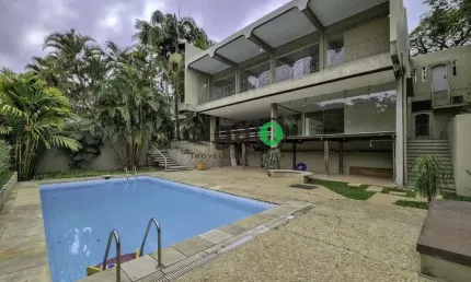 Casa em Condomínio a venda ou Locação no Bairro Paineiras do Morumbi 5 quartos