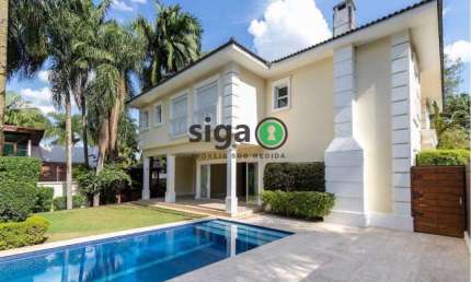 Casa em Condomínio a venda em Alto da Boa Vista com 4 quartos