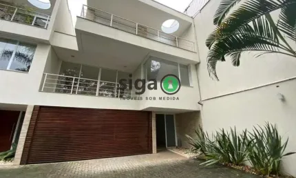 Casa em condomínio fechado com 425 m² e 4 suítes - Brooklin Paulista