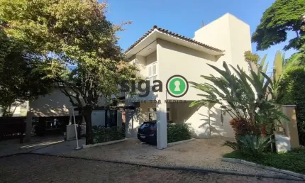 Casa Com 4 quartos sendo suites, Piscina em Condomínio Fechado Próximo à Ponte Morumbi