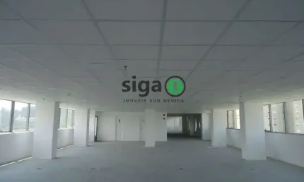 Sala comercial para alugar na Rua Luiz Seráphico Júnior, 511, Chácara Santo Antônio, São Paulo