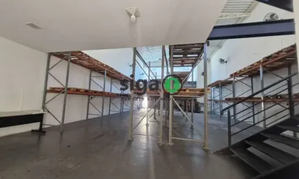 Galpão de 280 metros para loca no locação no metro Vila Sonia