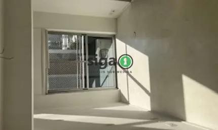 Apartamento para alugar em Pinheiros com 01 dormitório próximo Metrô