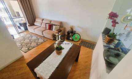 Apartamento à venda na Chácara Santo Antônio com 3 quartos
