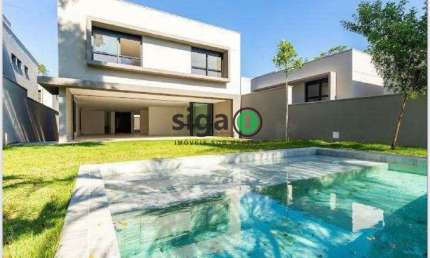 Casa em condomíno com 4 suites, 6 vagas e infra para elevador, na Chácara Santo Antonio a Venda