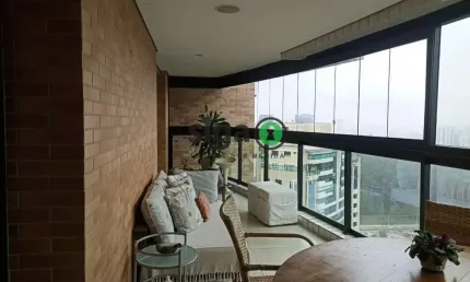 Apartamento à Venda no Villaggio Panamby - Alto Padrão, 3 Suítes, 4 Vagas e Vista Incrível!