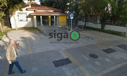 Casa Comercial para Locação no Jardim América/ Pinheiros com 359m² e 20 vagas de estacionamento
