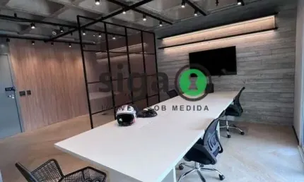 Oportunidade de investimento: sala comercial alugada com excelente potencial de rentabilidade!