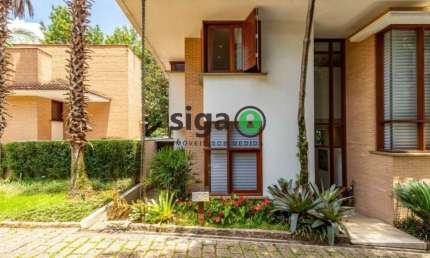Casa em Condomínio a venda no  Alto da Boa Vista com 5 quartos