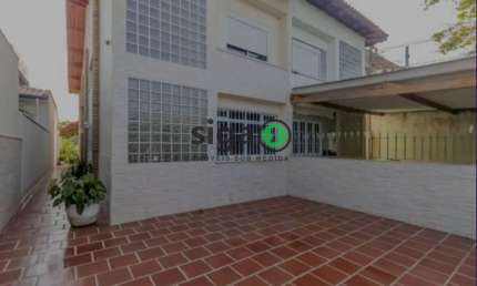 Casa de 151 metros 3 quartos 1 suíte 2 vagas a venda no Caxingui