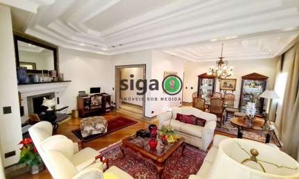 Cobertura Espetacular com 472m², Piscina Privativa, Elevador, Sauna e Área Gourmet á Venda!!