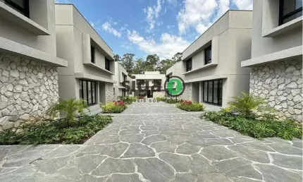Casa de condomínio a venda na Granja Julieta com 4 quartos