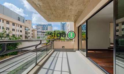 Apartamento á Venda no Real Parque - 240m², 3 quartos, 3 vagas