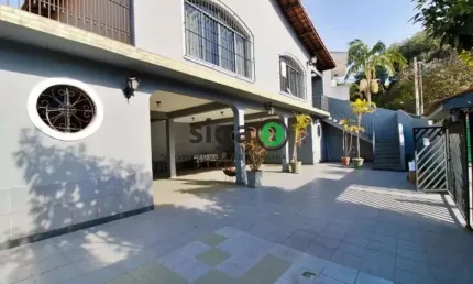 Casa a venda 303 m²  4 dormitórios 2 suítes 6 vagas - Jardim Londrina -SP