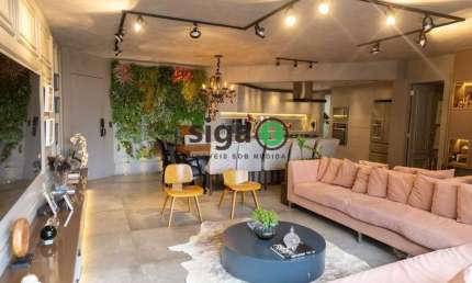 Apartamento reformado 130m² no Sutton House Moema ? Porteira fechada com lazer completo