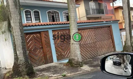 Sobrado para venda, 125m²  3 dormitórios 3 suítes 8 vagas de garagem