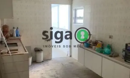 Vende Apartamento em Pinheiros, com 3 dormitórios e área externa todo ampliado
