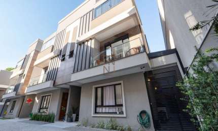 Casa em condomínio fechado com 3 quartos à venda na Rua Pará, 581, Água Verde, Curitiba por R$ 1.350.000