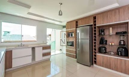 Casa com 4 quartos à venda na rua orestes códega, 1518, pinheirinho, curitiba por r$ 1.199.000