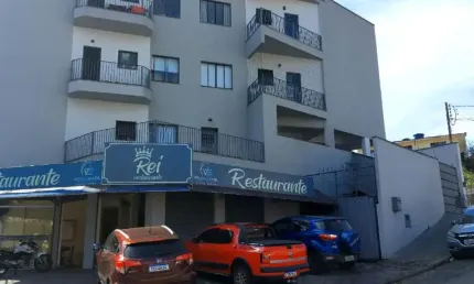 Apartamento com 2 quartos para alugar na Rua Lourenço Dias Ferreira, Jardim Santa Rosália, Poços de Caldas