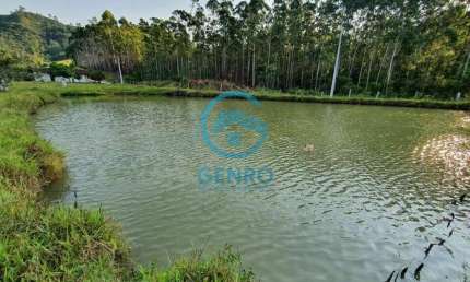 Chácara em Meio a Natureza com Lagoa e Terreno de 3.700m² à venda em Tijucas/SC