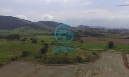 Área Rural para Sítio com Terreno de 70.000m² ( 07 HECTARES ) à venda em Tijucas/SC