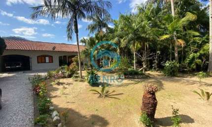 Sítio com Riacho, Cachoeira e Terreno de 10.000m² ( 01 HECTARE ) à venda em Tijucas/SC