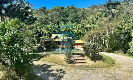 Sítio de Alto Padrão e Terreno com Escritura Pública de 10.000m² ( 01 HECTARE ) à venda em Tijucas/SC