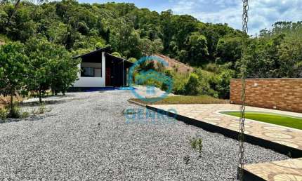 Chácara em Meio a Natureza com Piscina e Terreno de 2.500m² à venda em Canelinha/SC