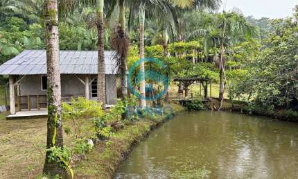 Chácara em Meio a Natureza com Lagoa e Terreno de 1.200m² à venda em Canelinha/SC