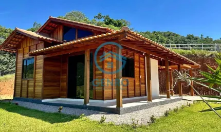 Chácara com Casa Nova em Meio a Natureza com Terreno de 1.100m² à venda em Tijucas/SC