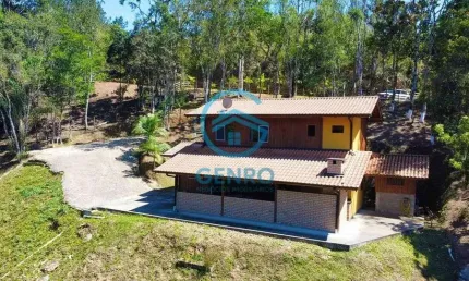 Chácara em Meio a Natureza com Cachoeira e Terreno de 2.460m² à venda em São João Batista/SC