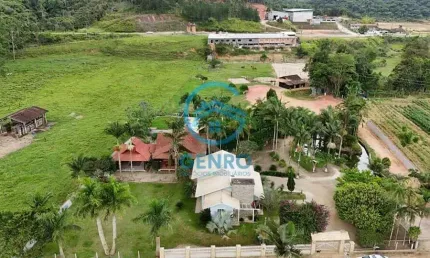 Sitio em Meio a Natureza com Piscina e Terreno de 16.000m² ( 1.6 HECTARES ) à venda em Canelinha/SC