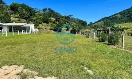 Lote para Chácara com Escritura Pública em Condomínio Rural com uma Excelente Infraestrutura à venda em Tijucas/SC