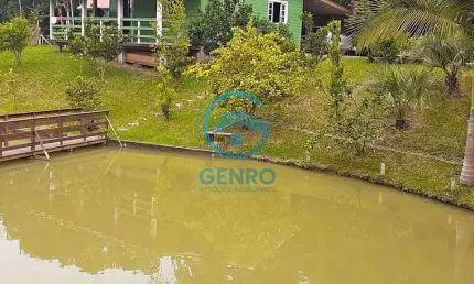 Chácara em Meio a Natureza com Lagoa e Terreno de 1.300m² à venda em Santo Amaro da Imperatriz/SC