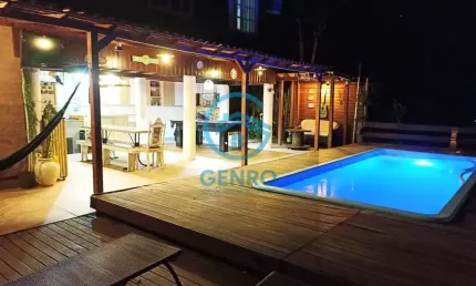 Chácara em Meio a Natrureza com Piscina e Terreno de 6.000m² à venda em Santo Amaro da Imperatriz/SC