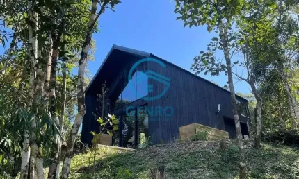 Pousada com 03 chalés na serra catarinense com terreno de 30.000m² (03 hectares) à venda em rancho queimado/sc