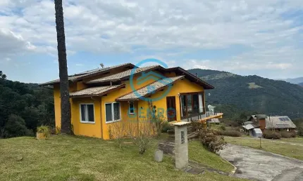 Casa de campo em condomínio com linda vista para as montanhas na serra catarinense à venda em urubici/sc