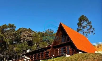 Casa de campo em meio a natureza com terreno de 2.000m² à venda em canelinha/sc