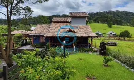 Pousada com 06 cabanas e 02 casas mobiliadas na serra catarinense à venda em urubici/sc