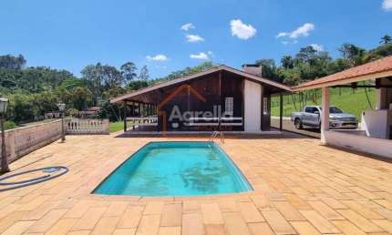SITIO A VENDA EM SERRA NEGRA, SP - 4 ALQUEIRES, AREA DE LAZER PISCINA E CHURRASQUEIRA