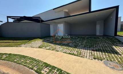 MARAVILHOSA CASA TÉRREA NO CONDOMÍNIO RESERVA DA MATA NA CIDADE DE MOGI MIRIM - SP.
