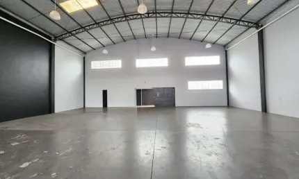 Ponto comercial com 1 sala para alugar na Avenida Jorge Casoni, --, Lago Igapó, Londrina