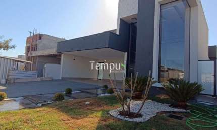 Parque Ville Pinheiros - Parque Ville Pinheiros, Casa Térrea, Alto Padrão, 312m², 3 suítes plenas, Cozinha montada em armários, Ap. Goiânia