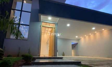 Casa Alto Padrão, 3 suites plenas, 315M², Piscina, Setor Faiçalville, Goiânia - GO
