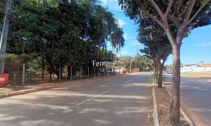 Chácara / sítio à venda na Avenida Júlio Castilho, Jardim Cristal, Aparecida de Goiânia