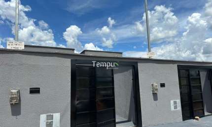 Casa com 2 quartos à venda na Rua 109, Setor Jardim Imperial, Trindade