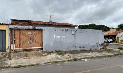Casa à venda no bairro Setor Garavelo - Aparecida de Goiânia/GO
